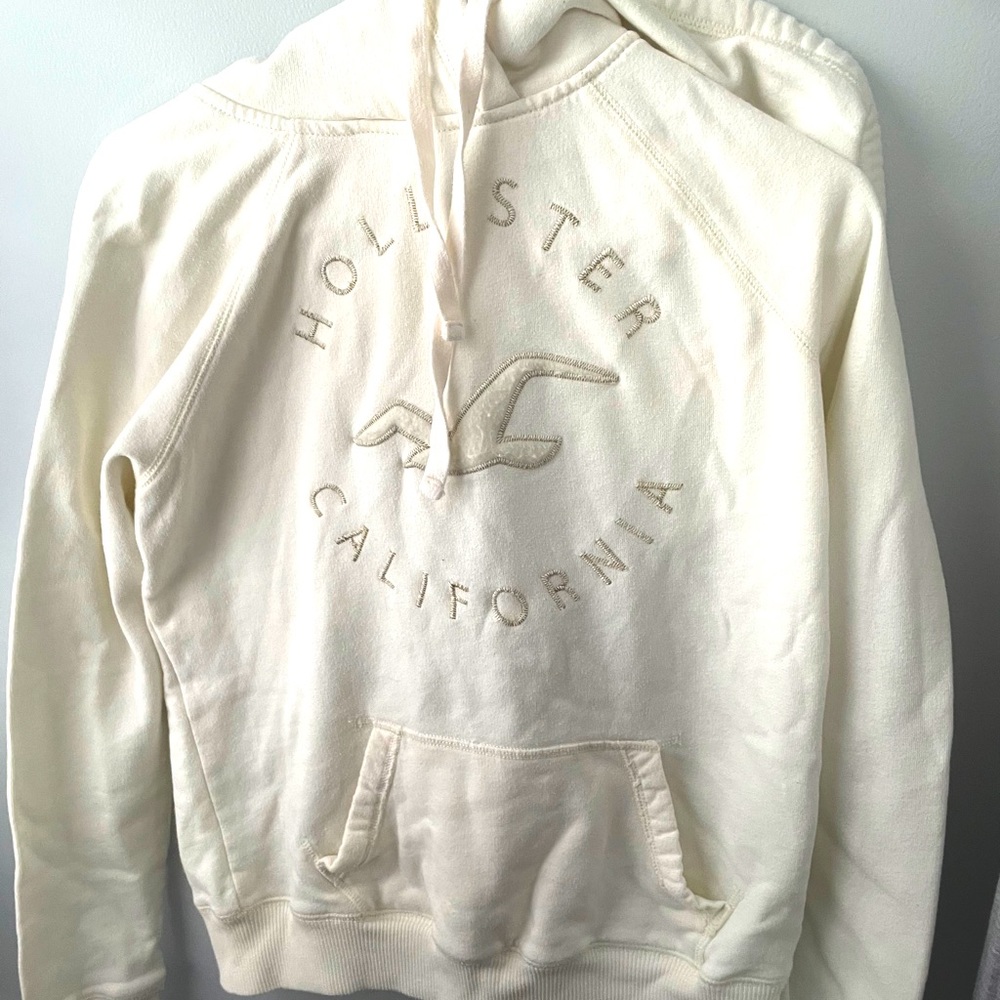 White hollister hoodie